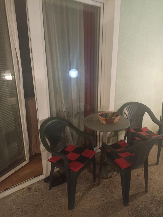 Sleep & Fly - Sarajevo Airport Apartment 외부 사진